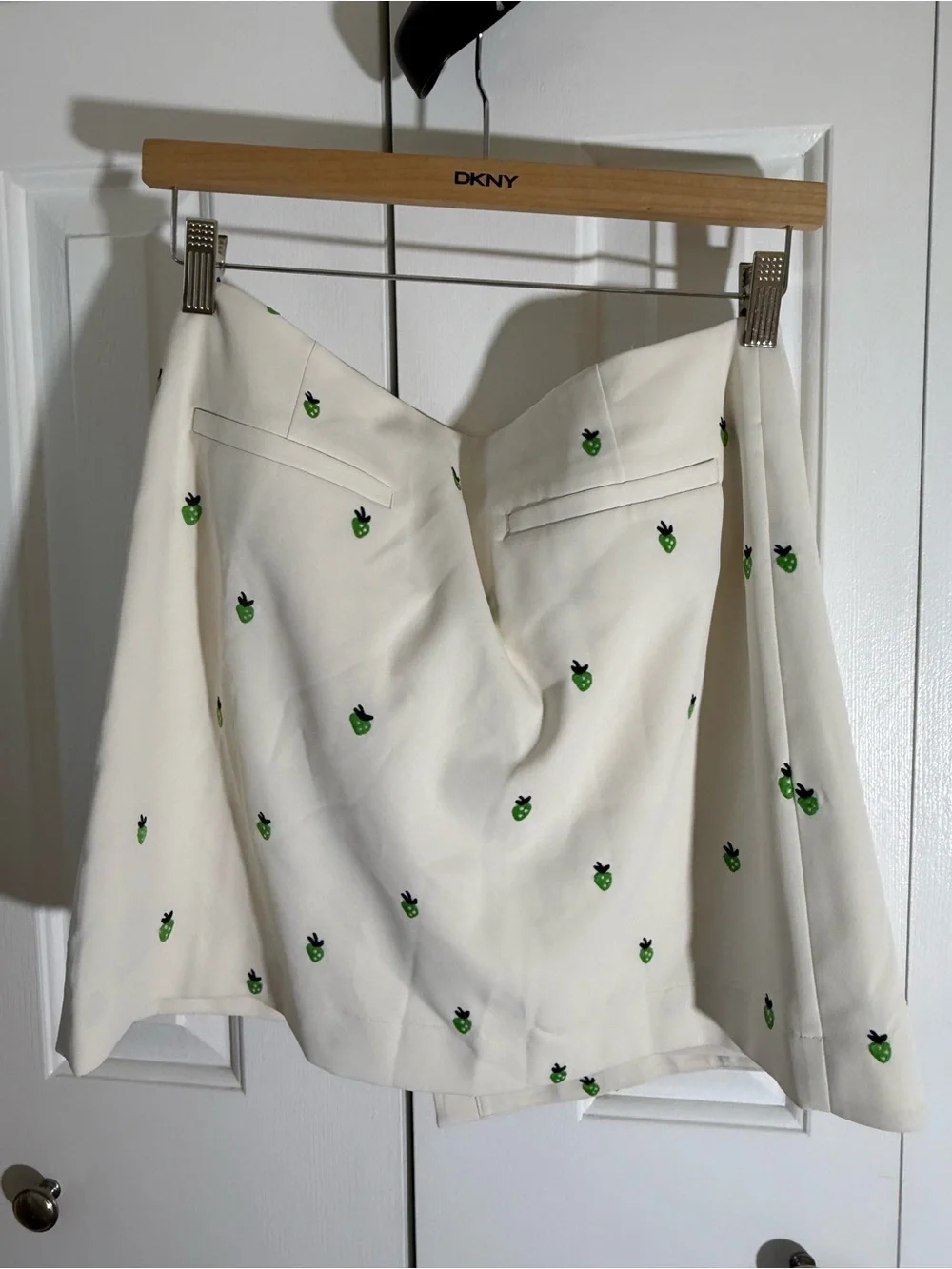 Tory Burch Cream A-Line Skirt with Green Embroidered Accents